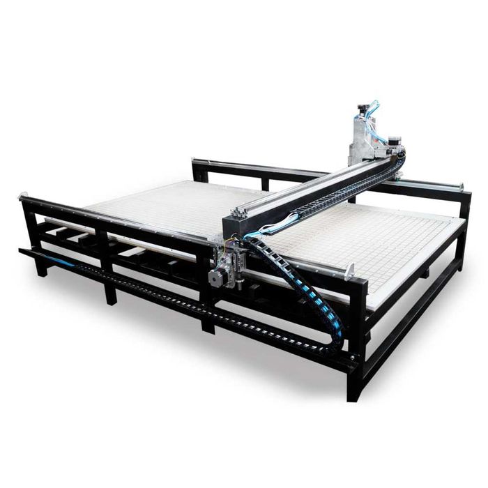 1700 х 1500 мм. Фрезерний верстат з ЧПК “РП1715”. Зроблено в Україні