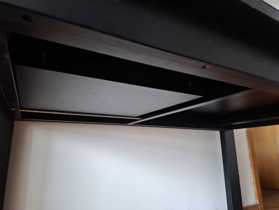 Mesa de Jantar Extensível c/ Vidro – Wengué – 160/205 cm