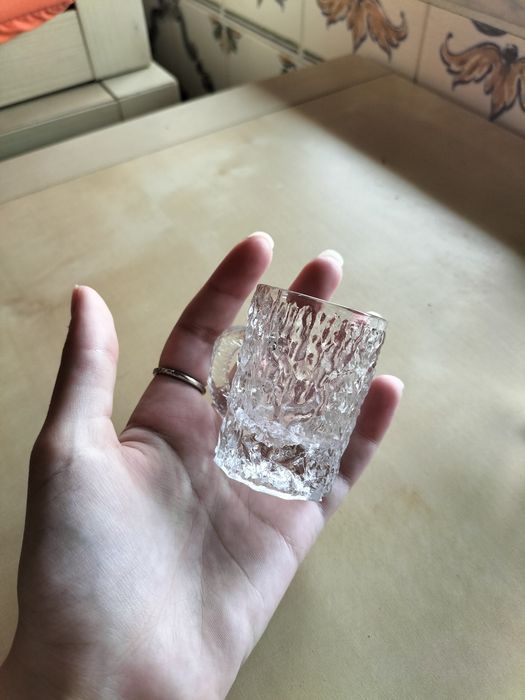 Embossed Shot Glasses443227636510248961