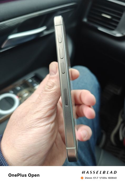 iPhone 15 pro 512 gb