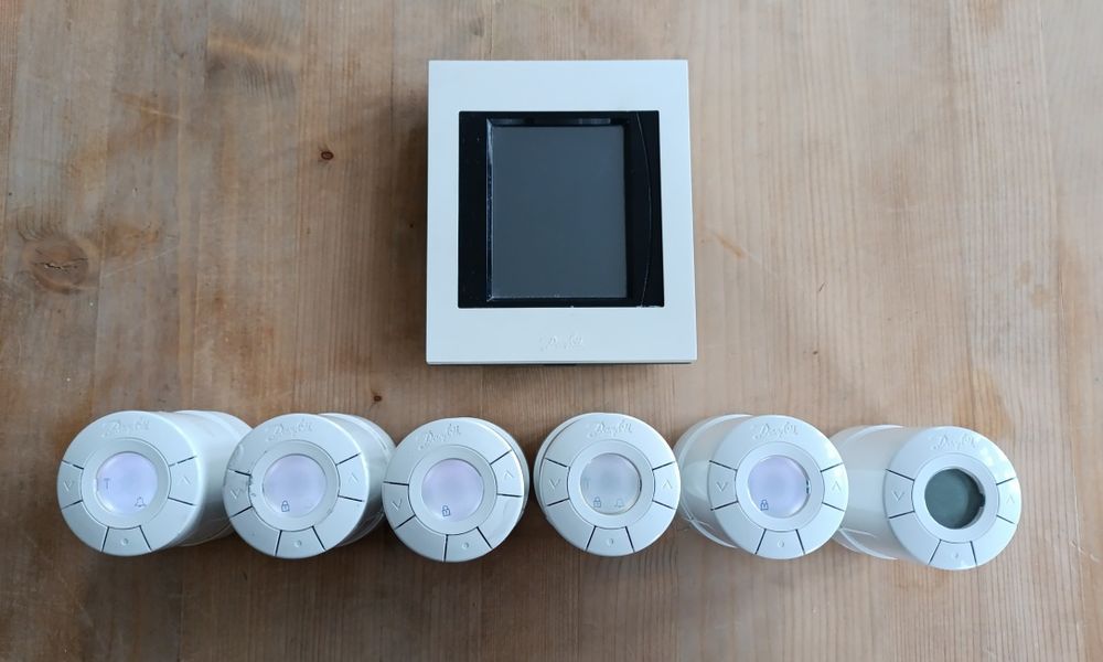 Danfoss Link – termostaty i panel Link (smart home)