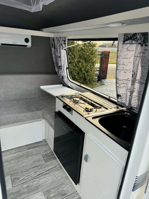 Przyczepa kempingowa Niewiadów N126E