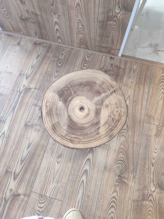 Banco/ mesa de apoio rústica em madeira