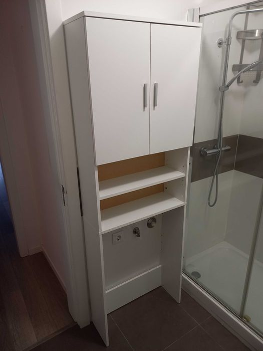 Armário de casa de banho