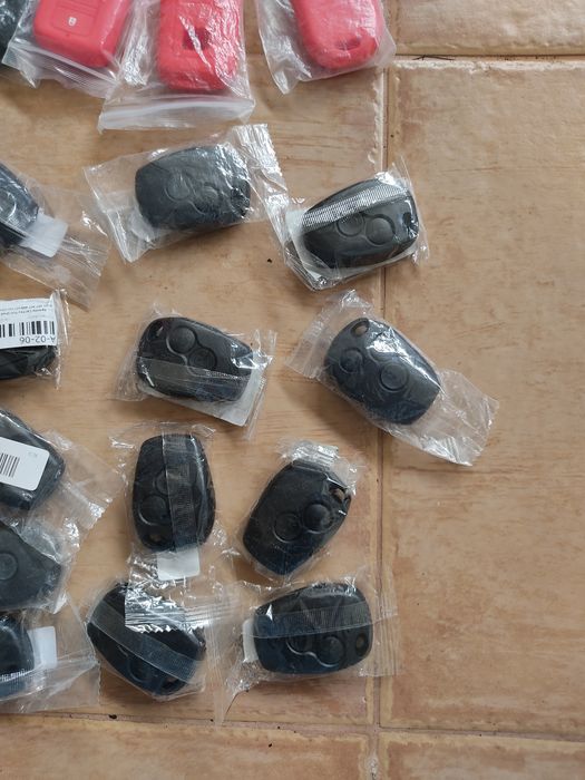 Capas chaves a Renault Dacia disponíveis 21  unidades f
