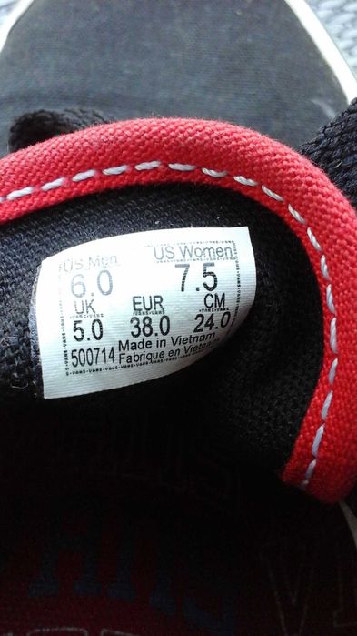 Tênis Vans como novos