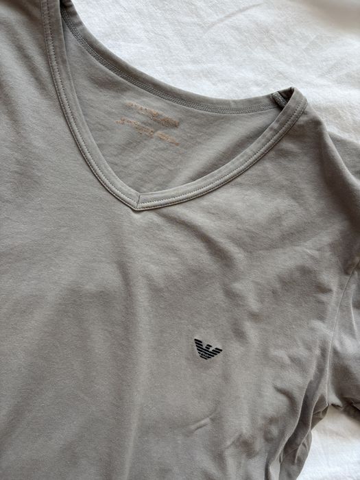 Szary męski T-shirt Armani