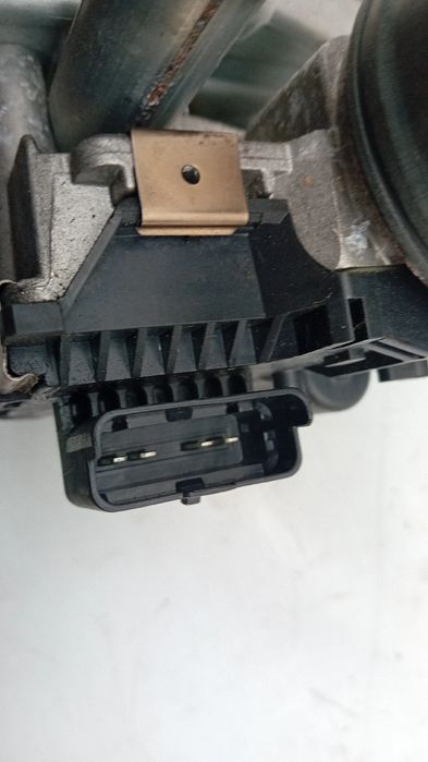 Motor limpa vidros frente PEUGEOT 5008 I (0U_, 0E_)