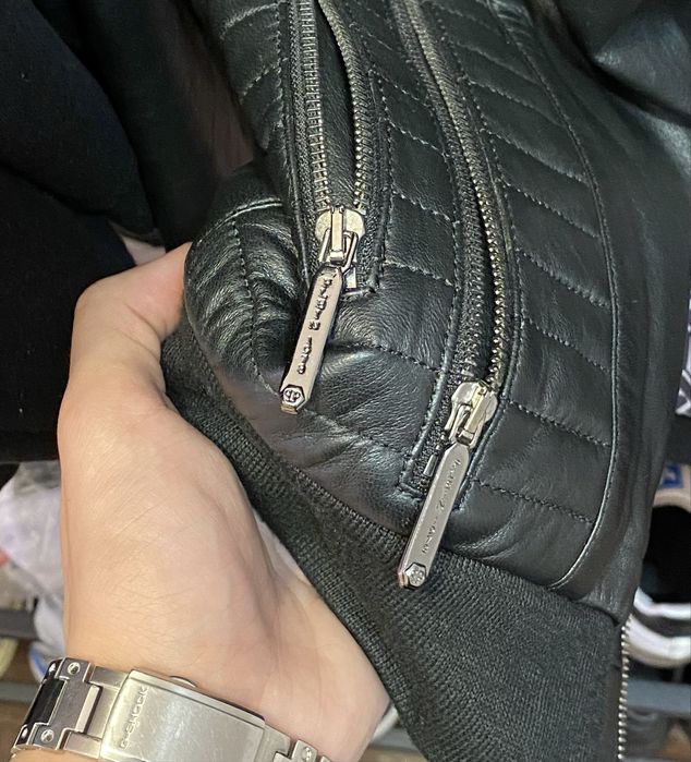 Преміальний шкіряний бомбер від Philipp Plein