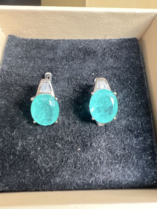 Серебрянные сережки с турмалином