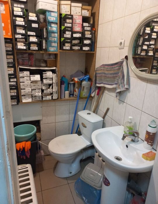 Продам двоповерховий магазин у самому центрі Дніпра біля ТЦ Пасаж