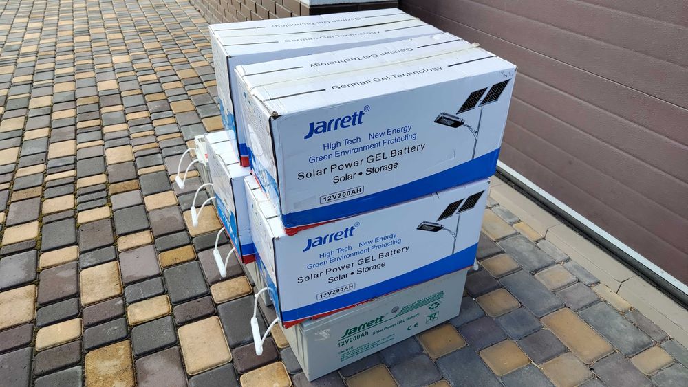 Продам 4 шт. Б/У гелеві акумулятори 200Ah 12V Jarrett GEL Battery