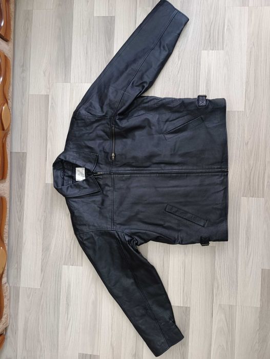 Куртка шкіряна чоловіча CLASSICS розмір М