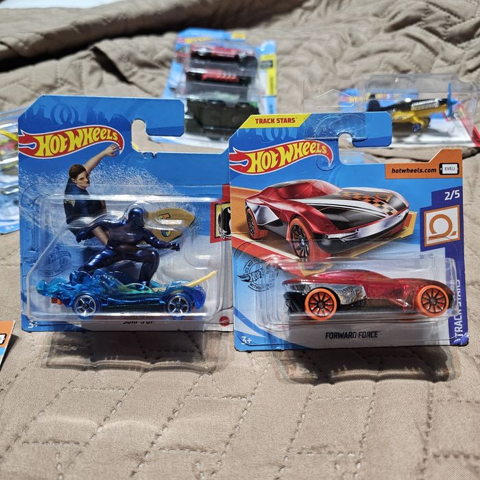 Miniaturas HotWheels Twin Mill, Tanknator, Foward Force, Surf's Up,