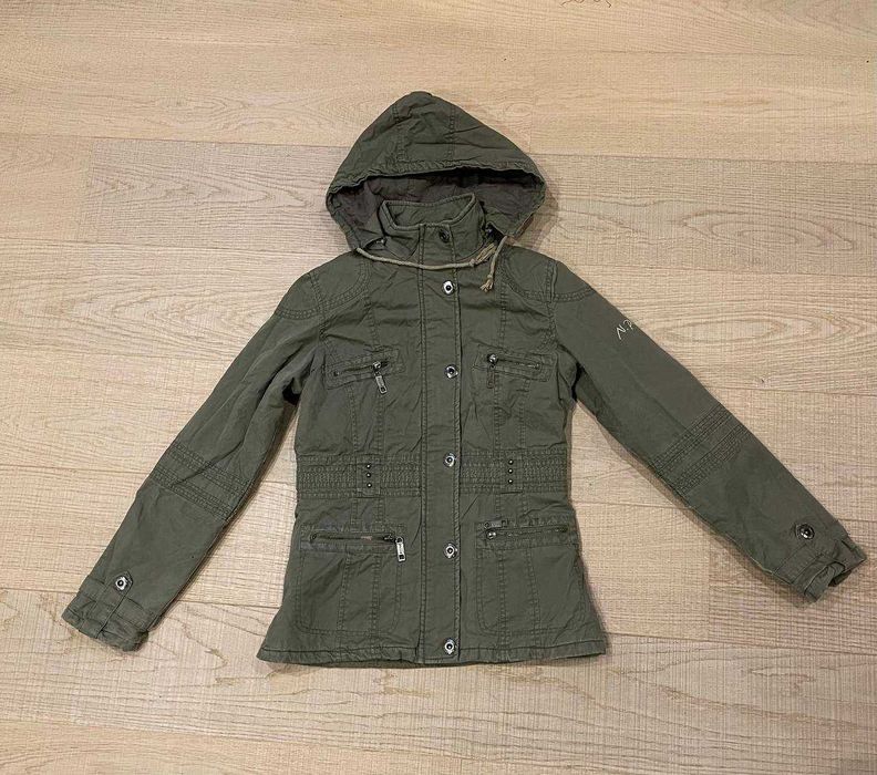 Теплая женская куртка