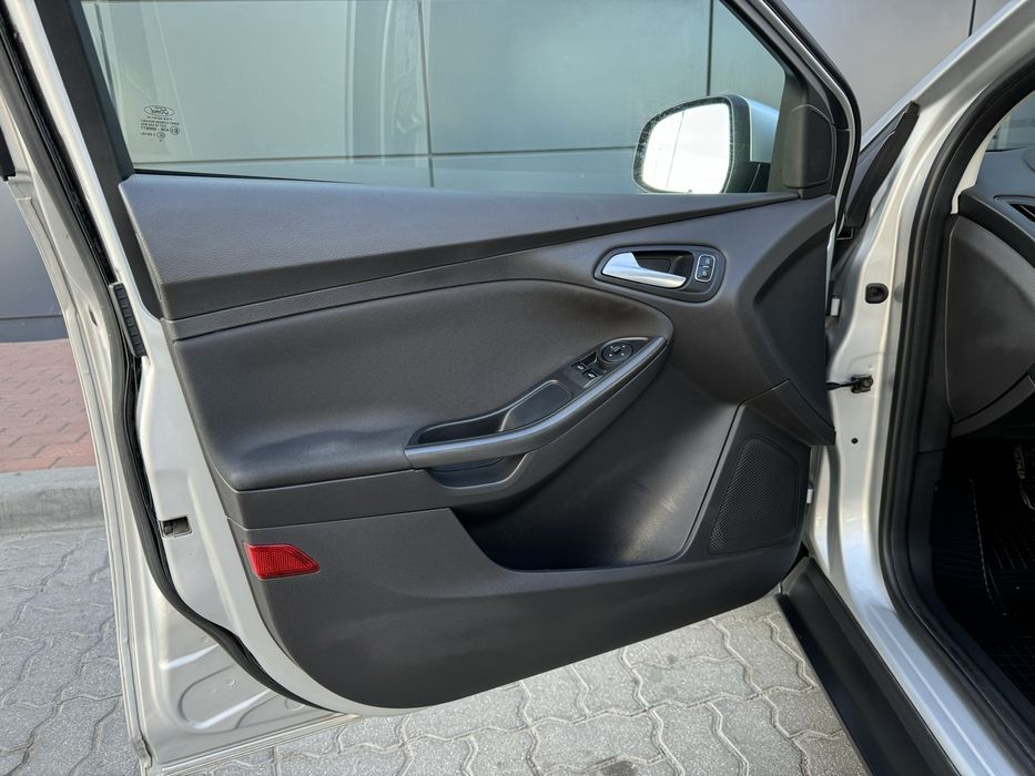 Ford focus 2015року