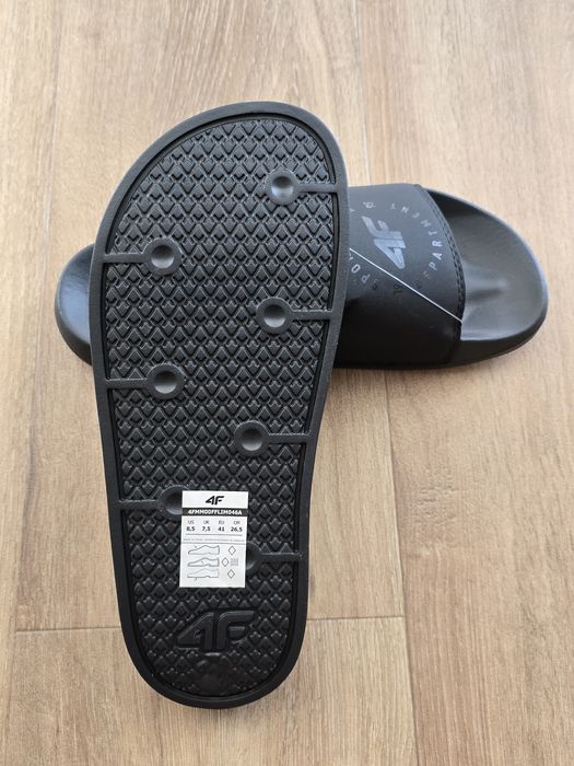 4F Klapki Unisex Wsuwane Lekkie Roz. 41 | Lato • basen • plaża • Wakacje