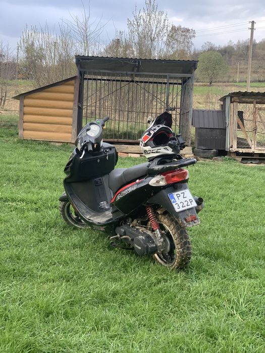Продам скутер 125