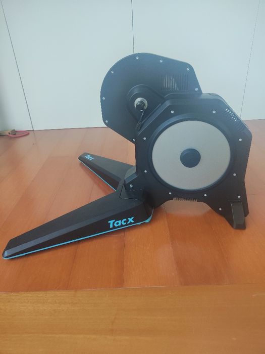 Rolo Treino Tacx Flux 2 Smart Direct Drive + Cassete 11V - Como NOVO!