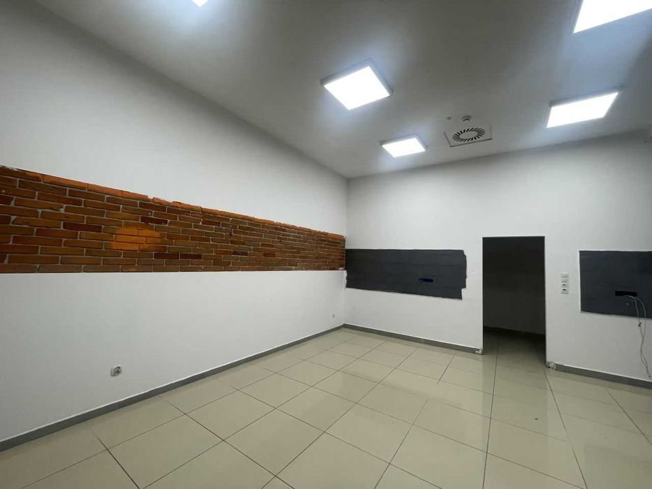 LOKAL DO WYNAJĘCIA - 62 M2 - Park Handlowy Tarnobrzeg