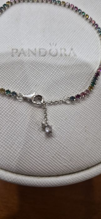 Pulseira Pandora Nova