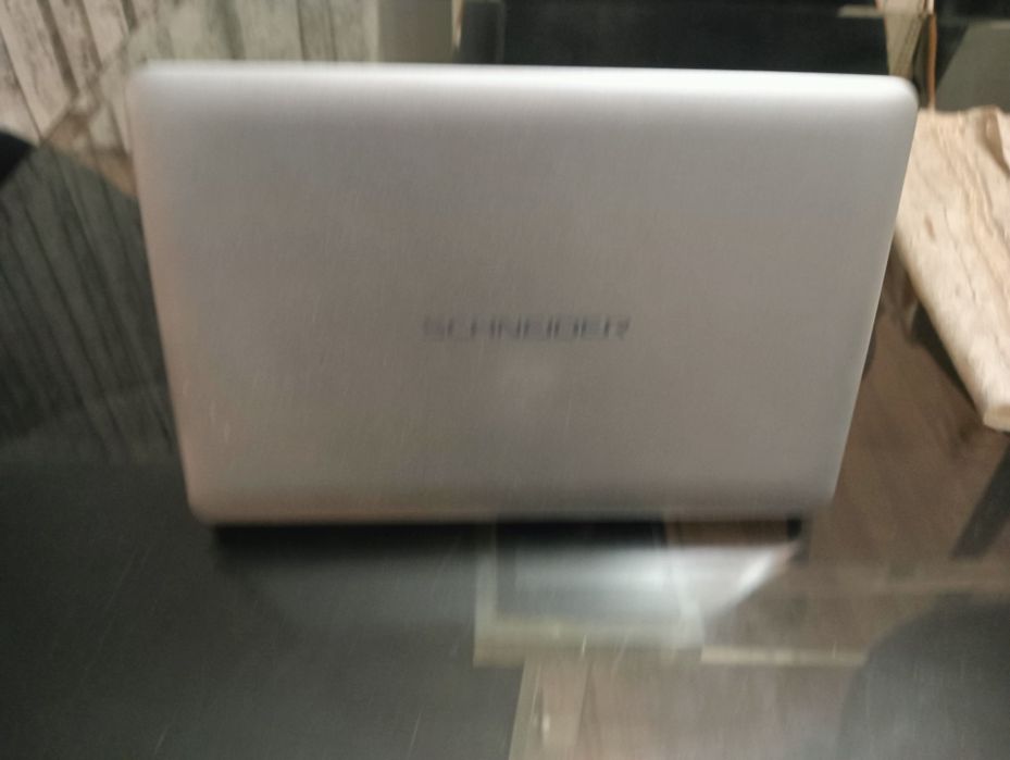 Portatil Schneider SCL101BTP com Carregador