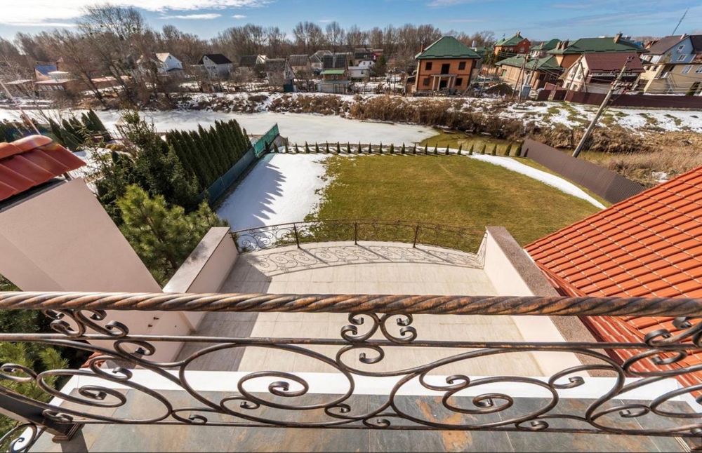 Будинок с. Вишеньки, котеджне містечко «Золоче», “Zoloche”