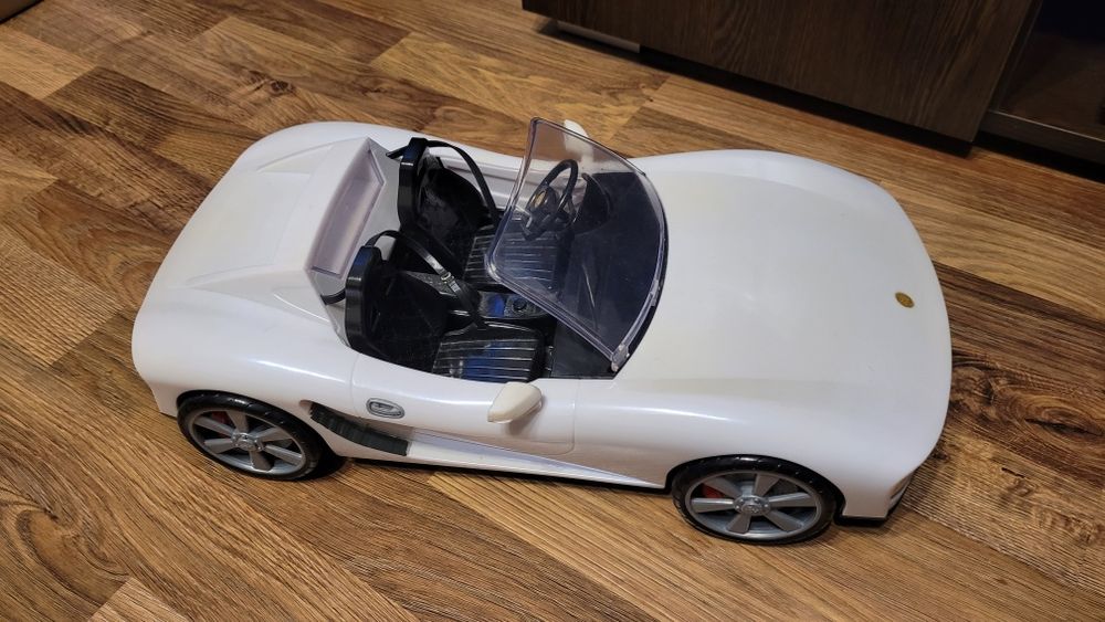 Rainbow High samochód kabriolet dla lalek Color Car