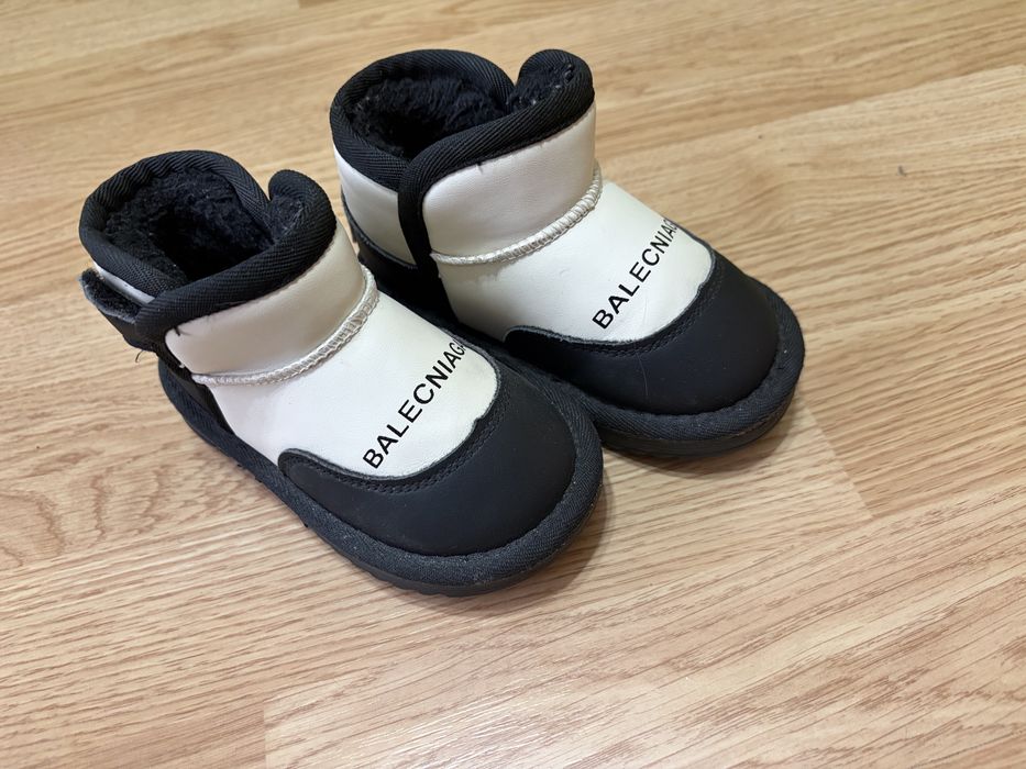 Продам дескиие уги