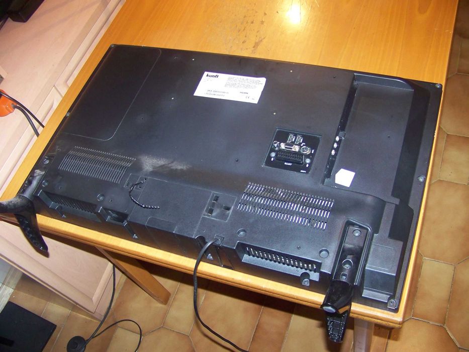 tv kunft 32 " com ecrâ partido