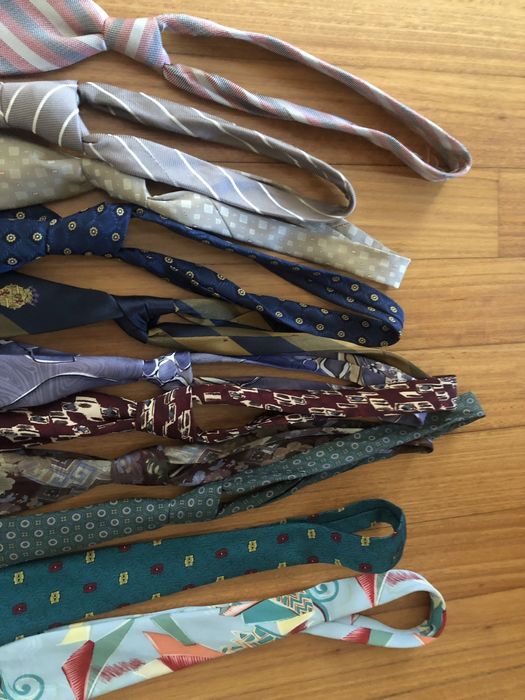 Gravatas de homem - várias