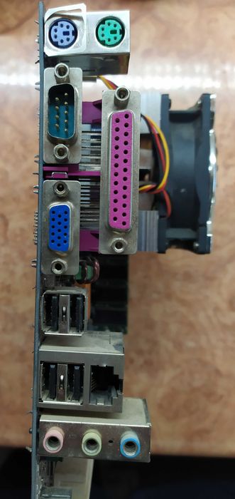 Продам комплект Soket462: МП  L7VMM2 +nVIDIA GeForce FX 5500+ОЗУ 750мб