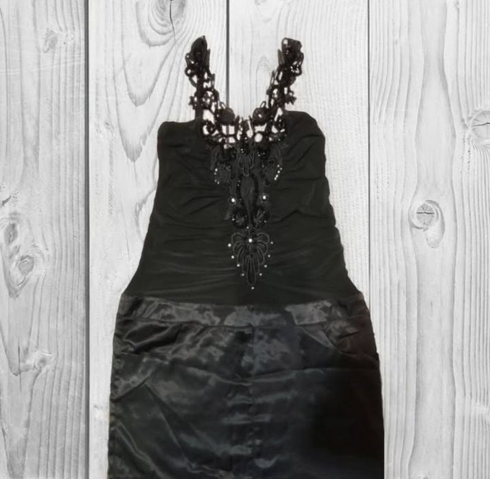 Сарафан платье с вышитыми камнями