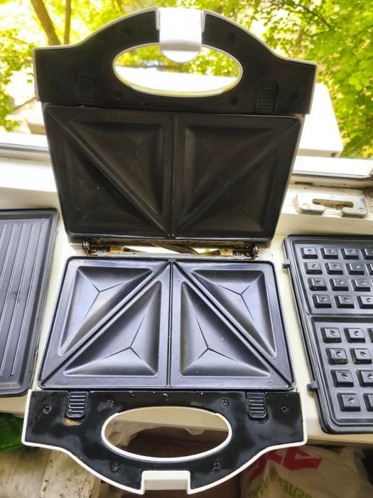 Продам бутербролницу