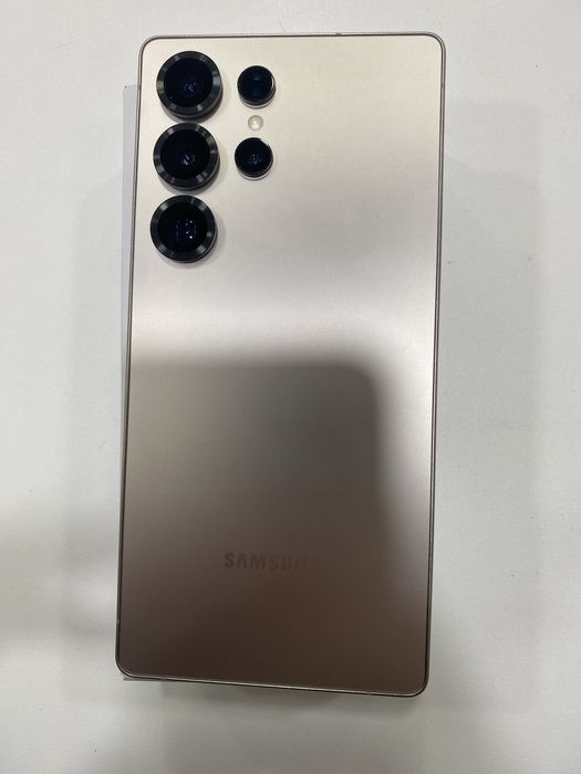 Samsung s25 ultra impecável