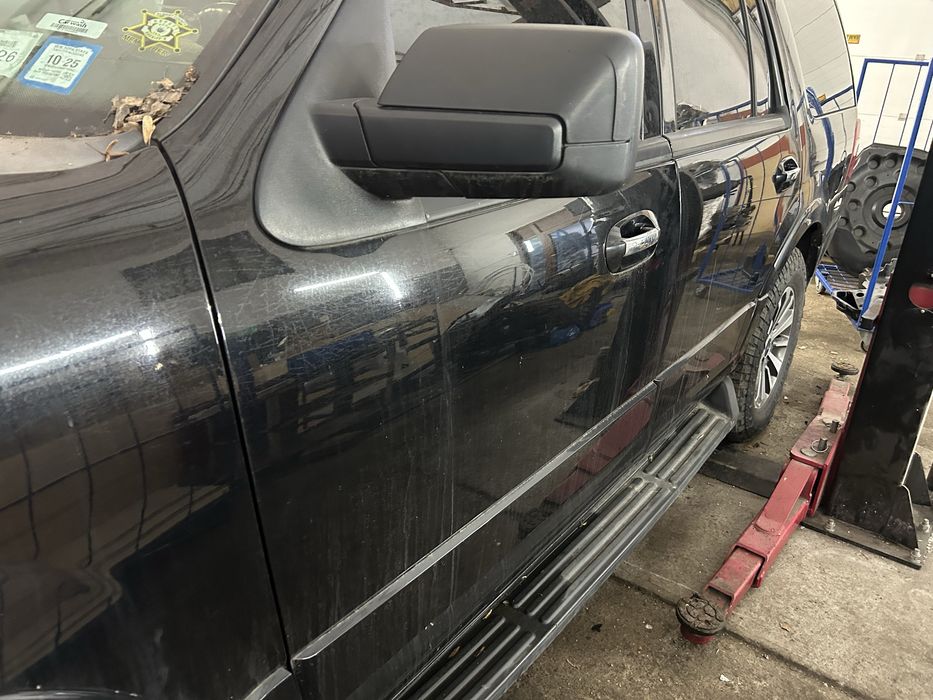Ford expedition 2015- drzwi prawe lub lewe