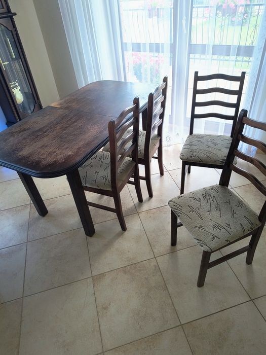 Stół kuchenny i krzesla