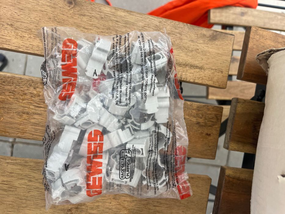 Material Elétrico Industrial CEE 32A PCE + Gewiss