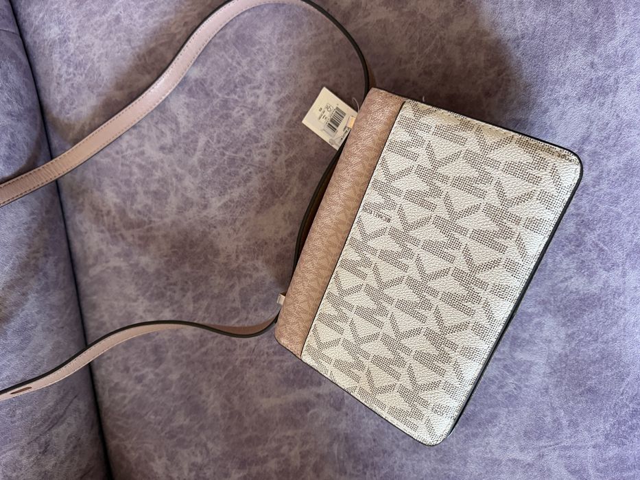 Michael Kors Hendrix Small Convertible Crossbody