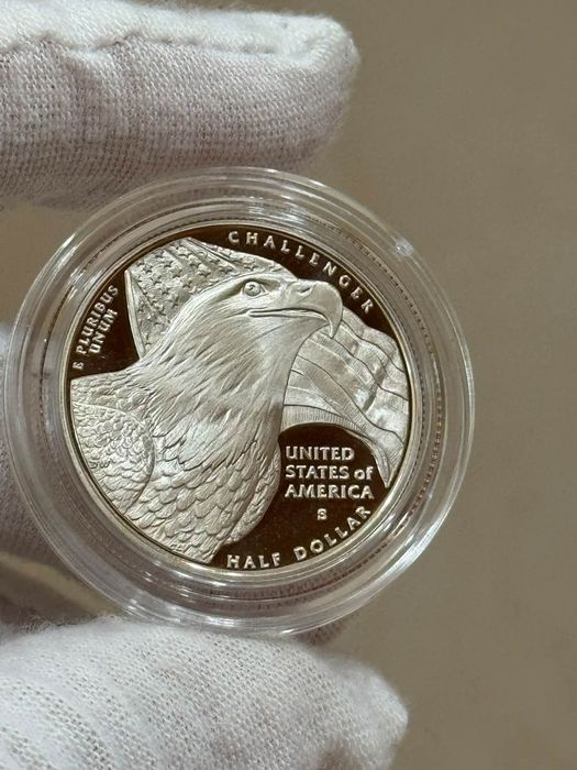 Пів долара 2008 року США. Орлан. Сертифікат. Комплект.