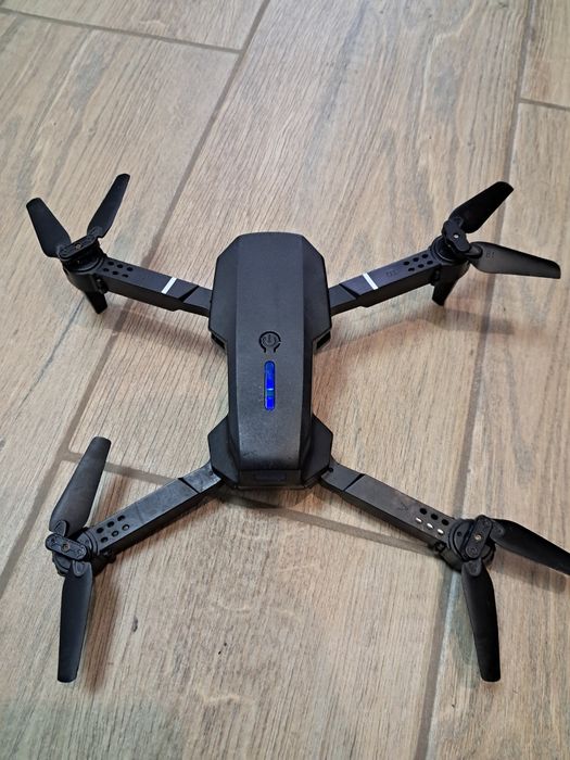 Продам Квадракоптер