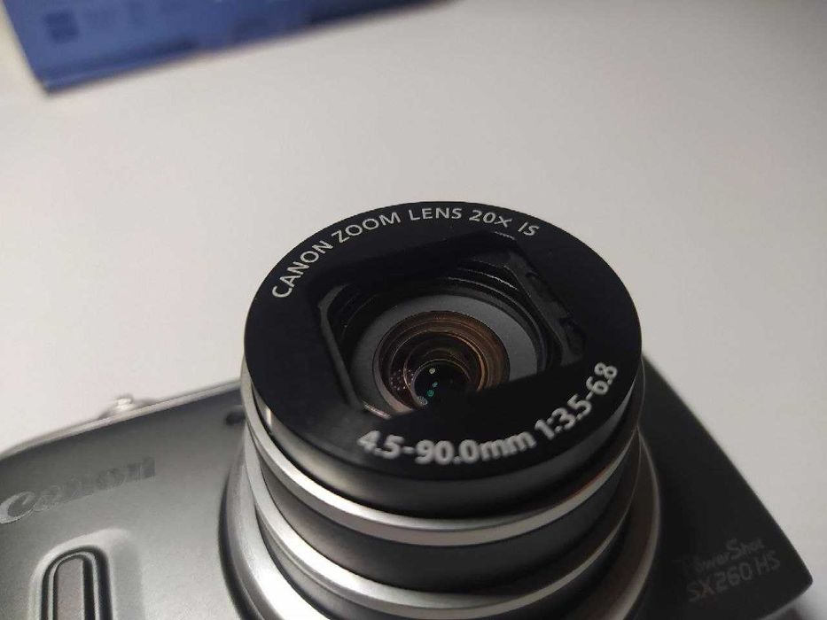 Canon PowerShot SX260 HS (Повний Комплект)