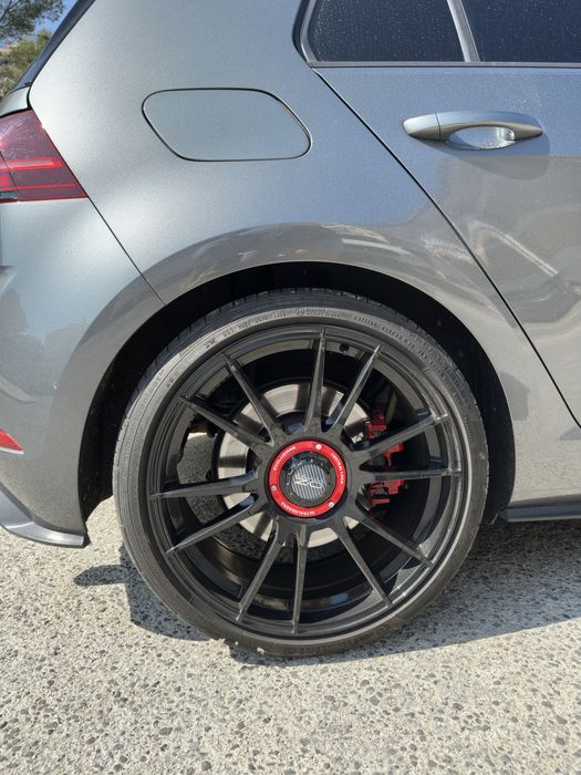 Jantes look oz ultralaggera 19 5x112 c/pneus