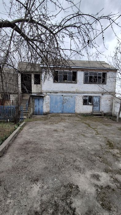 Продам цегляний будинок 102м2