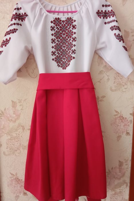 Сукня -вишиванка для дівчинки