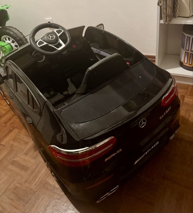Vendo carro a bateria para criança