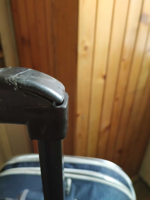 Валіза чемодан на колесах Royal King 88/52/33 см ( Малютка ):)