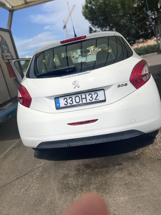 Vendo meu peugeot 208 diesel