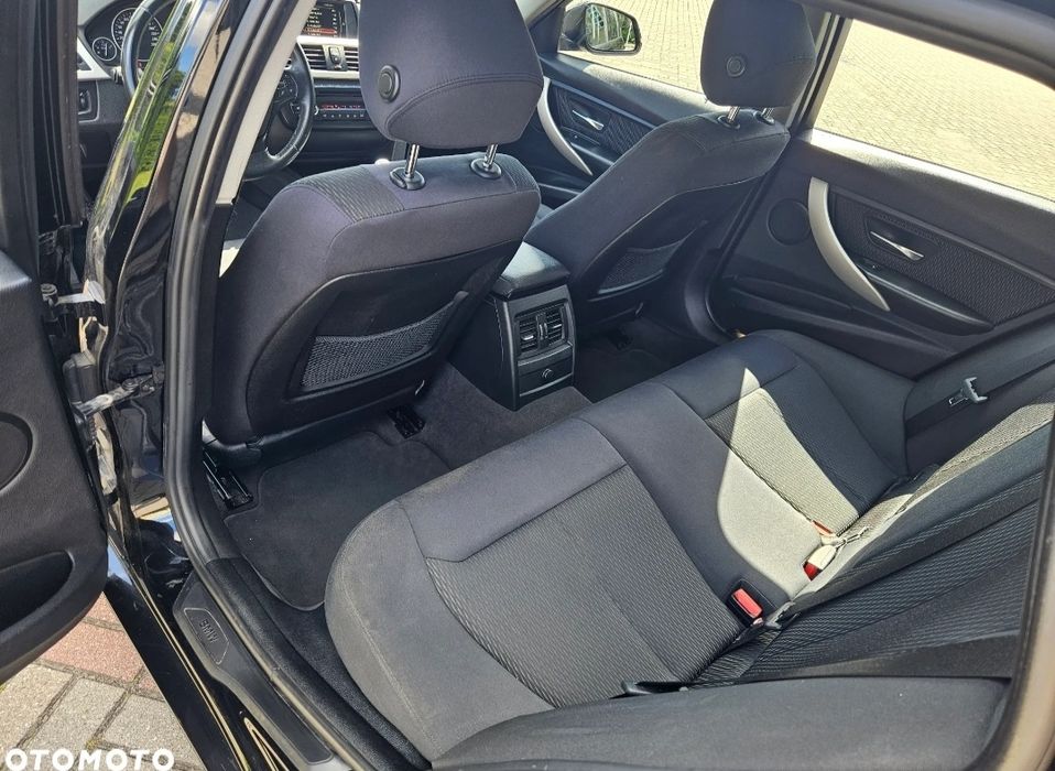 BMW Seria 3 318D