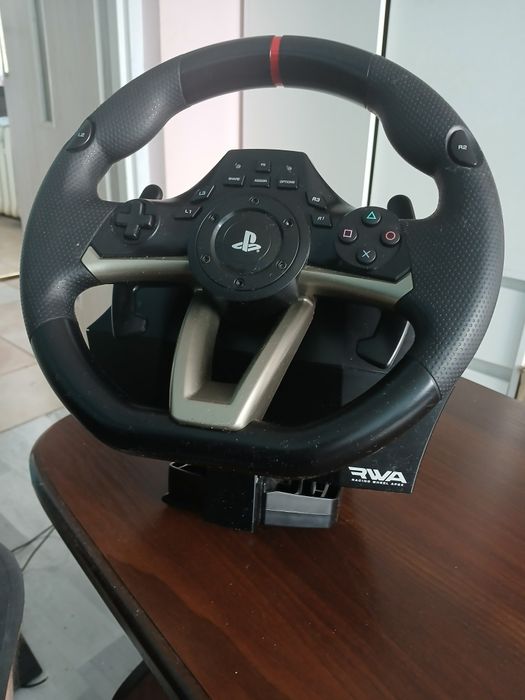 Hori Racing Wheel Apex – kierownica PS4 / PS5 / PC